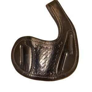 Vintage STRONG brand leather holster- button closure detailed 930, 85 black